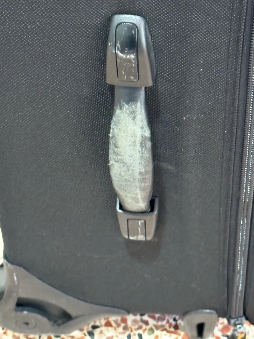 Briggs & Riley Black Carry-On Upright Rolling Travel Suitcase Luggae